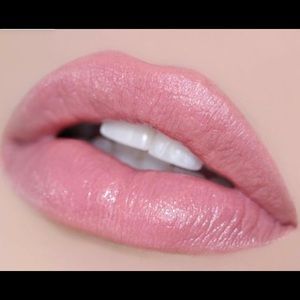 JOUER ESSENTIAL LIP ENHANCER LIP BALM “PEONY” BNIB